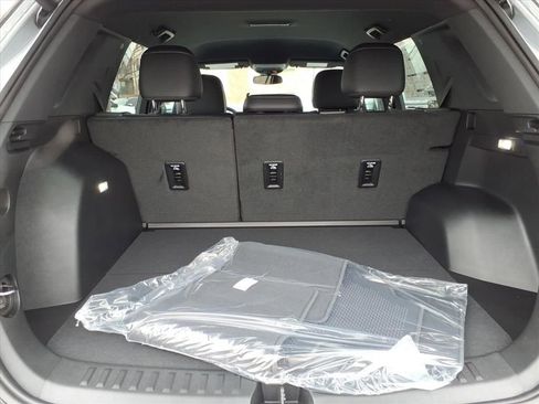 New 2026 Chevrolet Equinox LT w/ Safety and Technology Package FWD image 23