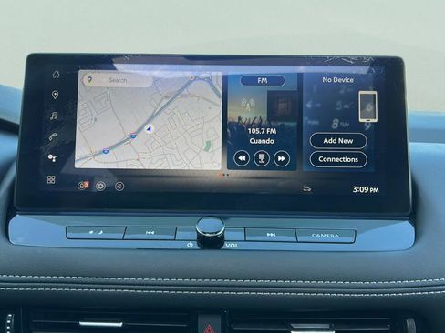 Used 2024 Nissan Rogue SL w/ SL Premium Package image 17