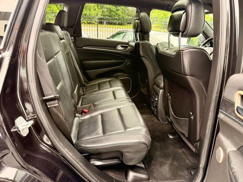 Used 2015 Jeep Grand Cherokee Summit w/ Platinum Series Group AWD/4WD image 33