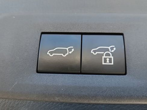 Used 2024 Lexus NX 250 FWD w/ Towing Package (2000 Lbs) image 6