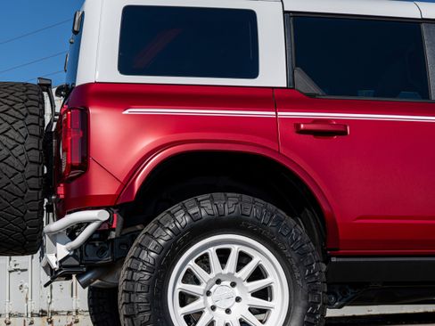 New 2025 Ford Bronco Heritage Edition image 40