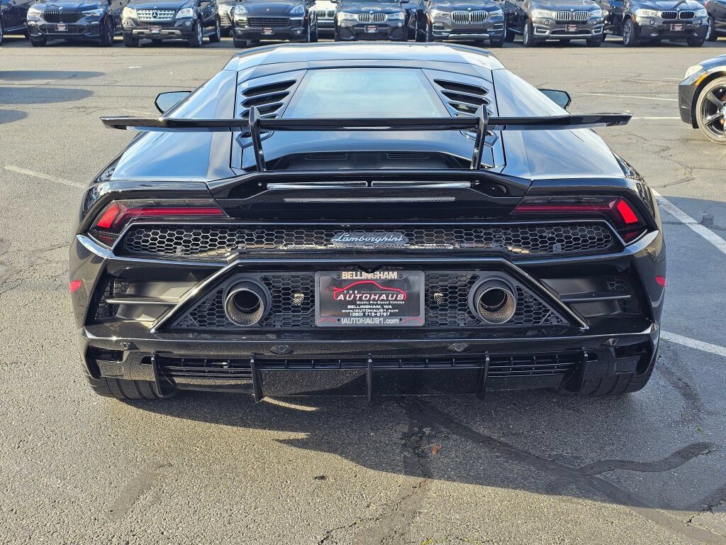 Used 2020 Lamborghini Huracan EVO AWD/4WD image 4
