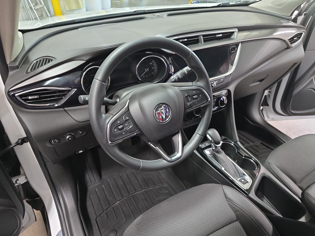 Used 2023 Buick Encore GX Preferred w/ Cold Weather Comfort Package AWD/4WD image 16