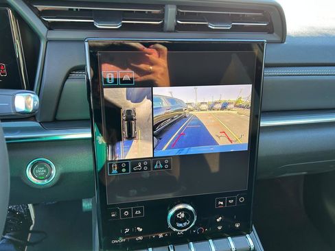 New 2026 GMC Terrain Elevation w/ Technology Package II image 10