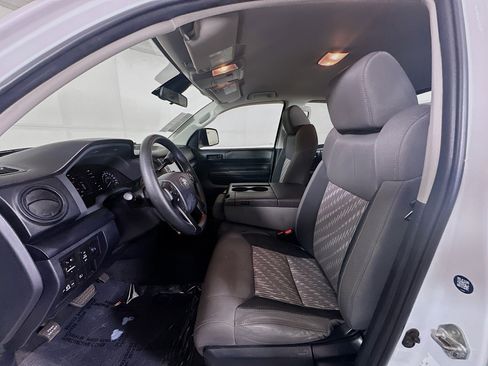 Used 2018 Toyota Tundra SR5 image 12