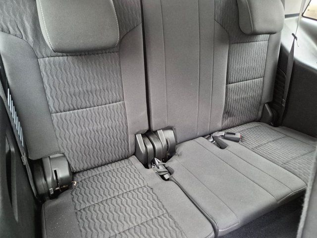 Used 2019 GMC Yukon SLE w/ SLE Value Package RWD image 17