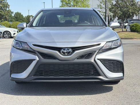 Used 2024 Toyota Camry SE FWD image 8