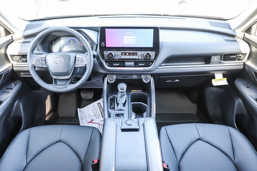 New 2026 Toyota Grand Highlander XLE FWD image 12