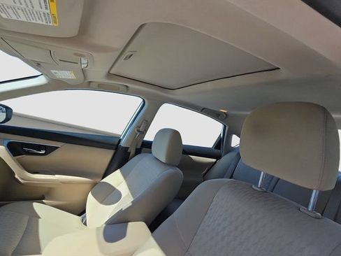 Used 2016 Nissan Altima 2.5 SV w/ Convenience Package FWD image 16