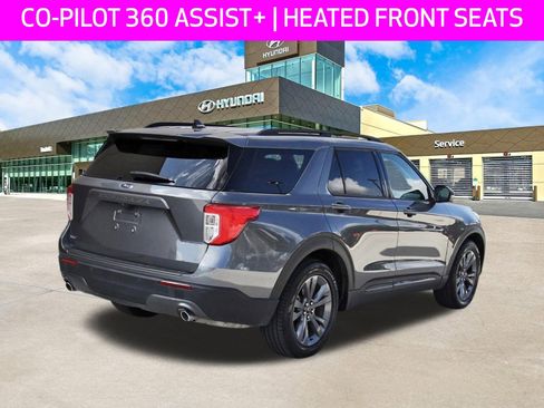 Used 2023 Ford Explorer XLT w/ Equipment Group 202A RWD image 5