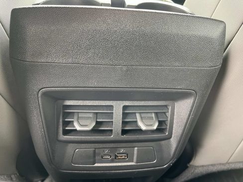Used 2024 Chevrolet Colorado ZR2 AWD/4WD image 11