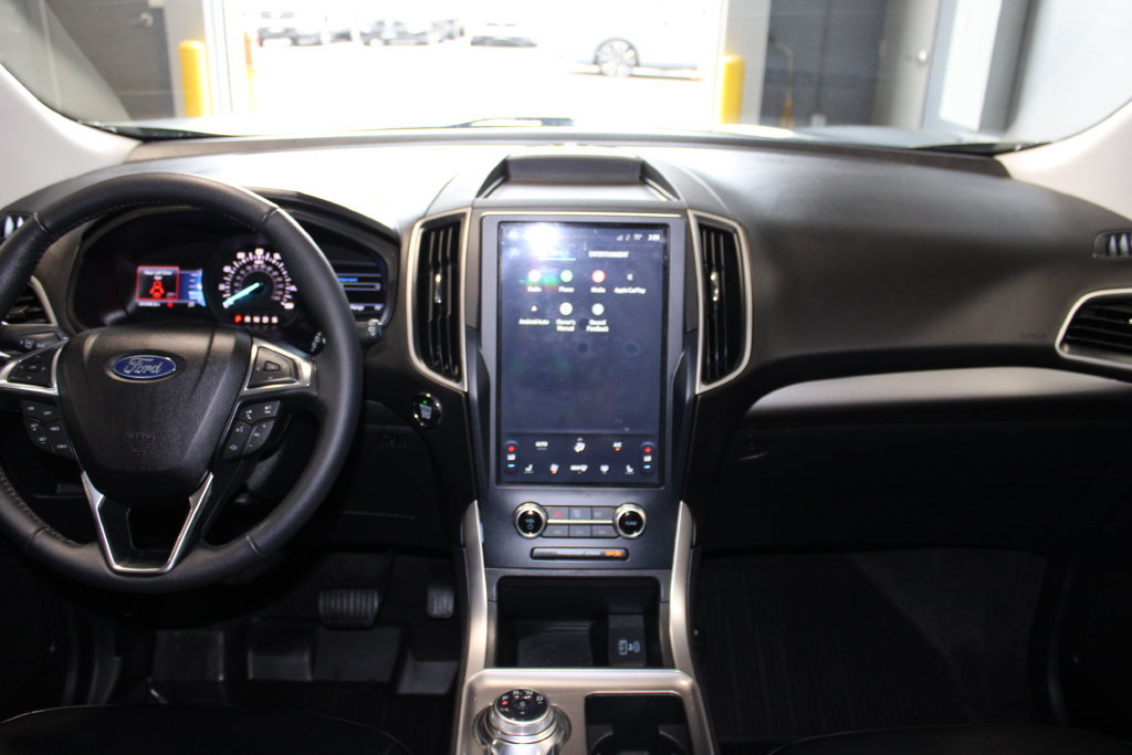 Used 2023 Ford Edge SEL AWD/4WD image 15