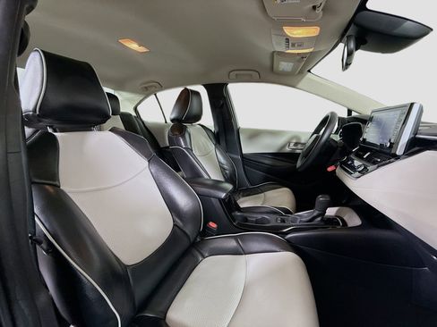 Used 2020 Toyota Corolla LE image 28