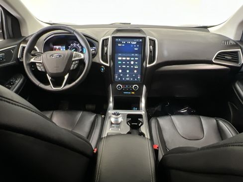Used 2022 Ford Edge Titanium w/ Class II Trailer Tow Package AWD/4WD image 22