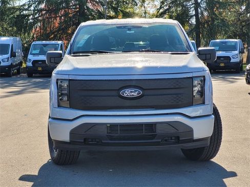 New 2025 Ford F150 XLT w/ Equipment Group 302A MID image 3