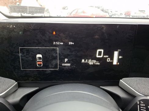 Certified 2025 Nissan Kicks SV image 19