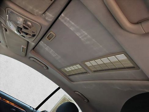 Used 2005 Mercedes-Benz CLK 500 Coupe image 14