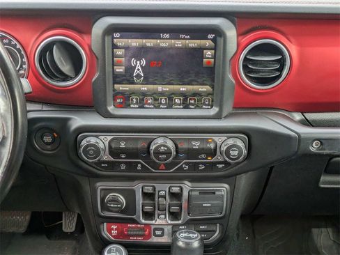 Used 2018 Jeep Wrangler Unlimited Rubicon image 18