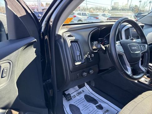 Certified 2022 GMC Canyon Elevation image 17