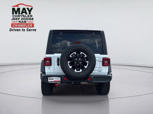 Certified 2026 Jeep Wrangler Unlimited Rubicon AWD/4WD image 6