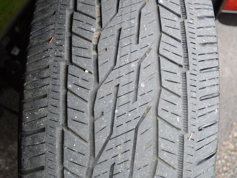 Used 2024 Chevrolet Traverse RS image 39