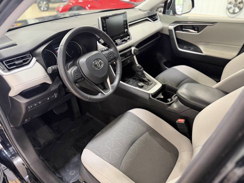 Used 2021 Toyota RAV4 XLE w/ Convenience Package AWD/4WD image 34