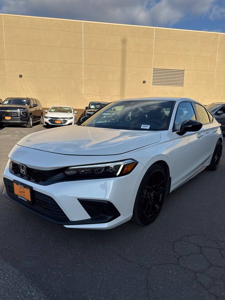 Used 2023 Honda Civic Sport image 1