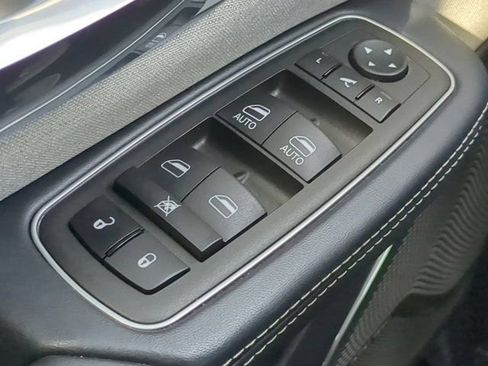 Used 2023 RAM 1500 Limited image 25