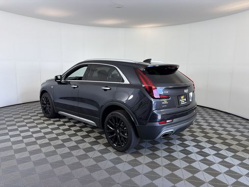 Used 2022 Cadillac XT4 Premium Luxury w/ Technology Package AWD/4WD image 8