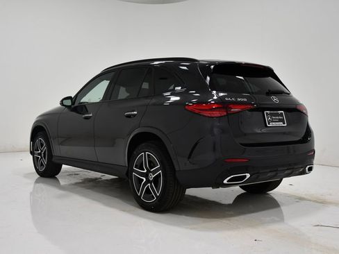 New 2026 Mercedes-Benz GLC 300 4MATIC image 3