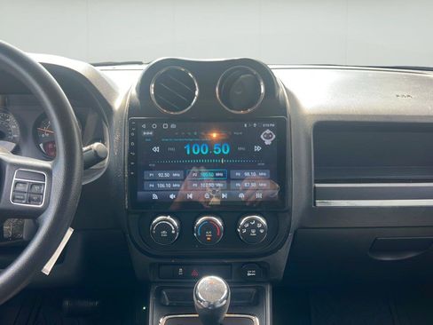 Used 2014 Jeep Patriot Sport w/ Power Value Group AWD/4WD image 4