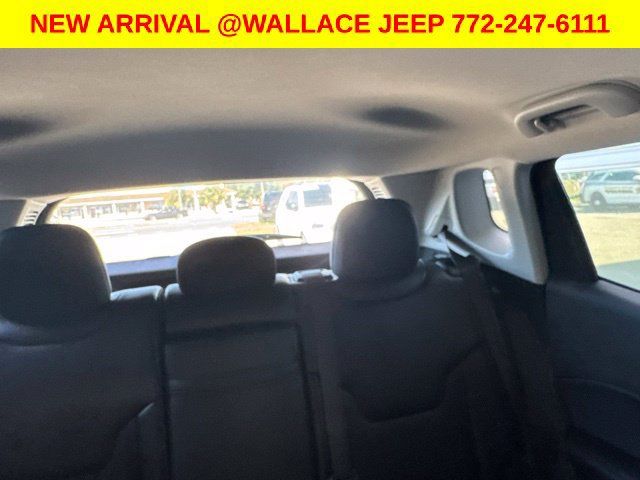 Used 2020 Jeep Compass Limited AWD/4WD image 4
