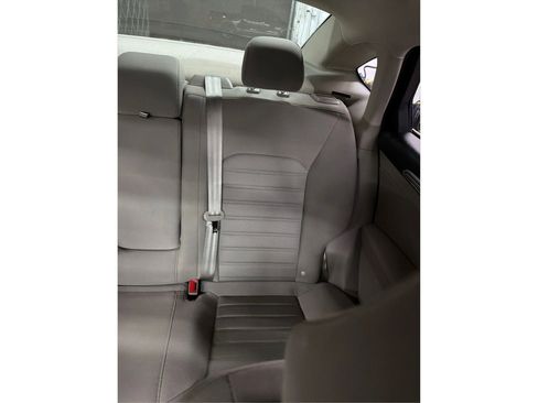 Used 2020 Ford Fusion SE FWD image 12