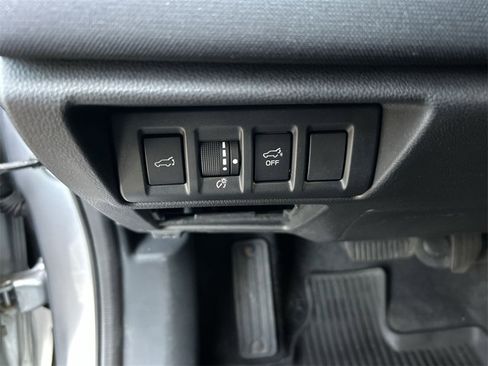 Certified 2021 Subaru Outback Premium image 17