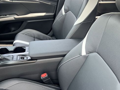 New 2026 Toyota Camry SE AWD/4WD image 19