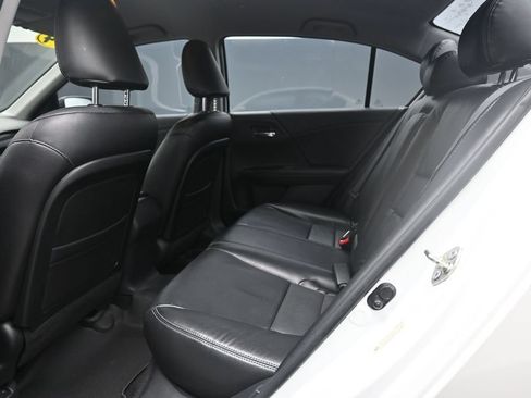 Used 2014 Honda Accord Sport image 20