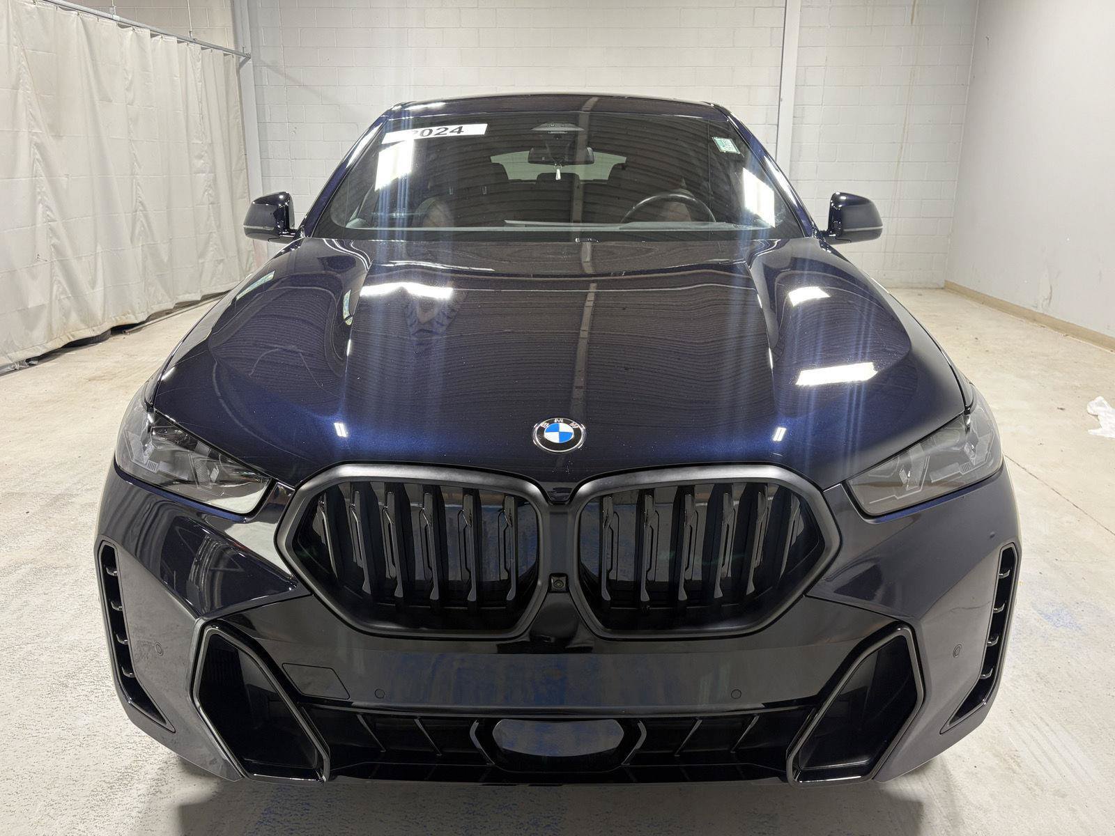 Used 2024 BMW X6 xDrive40i w/ Premium Package AWD/4WD image 13