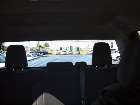 Used 2019 GMC Sierra 1500 4x4 Double Cab w/ Convenience Package image 12