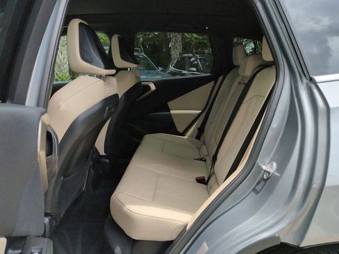 New 2025 BMW X3 xDrive30i w/ Premium Package AWD/4WD image 14