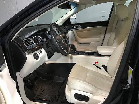 Used 2009 Lincoln MKS image 10