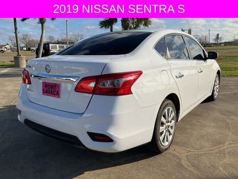 Used 2019 Nissan Sentra S image 7