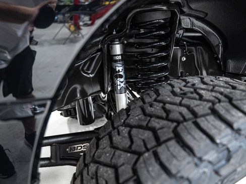 New 2025 Ford F250 Lariat w/ Lariat Ultimate Package image 18