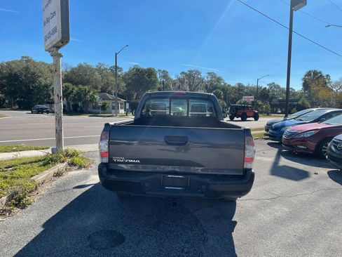 Used 2013 Toyota Tacoma 2WD Regular Cab image 4