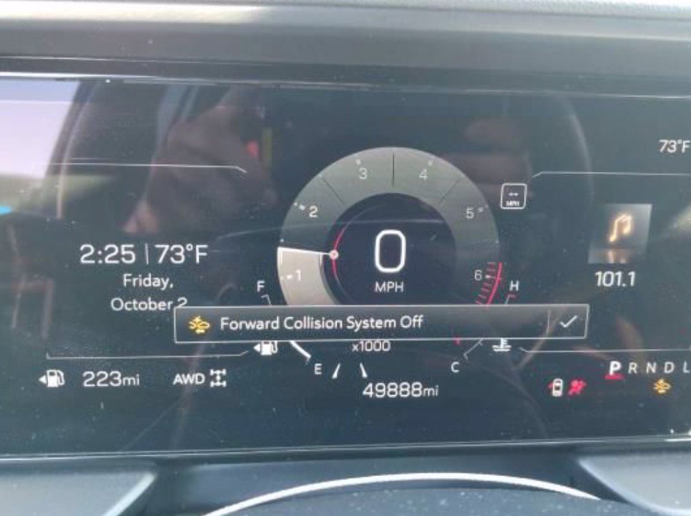 Used 2025 GMC Terrain Elevation AWD/4WD image 8
