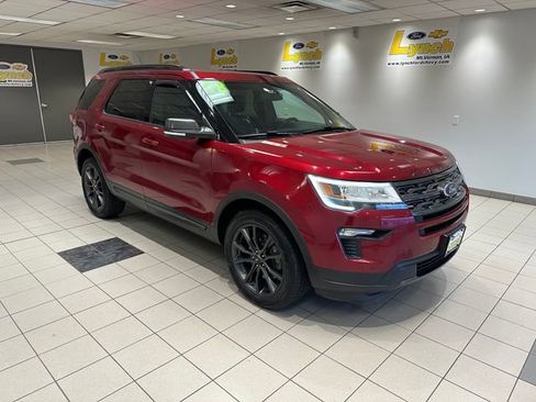 Used 2018 Ford Explorer XLT w/ XLT Appearance Package AWD/4WD image 1