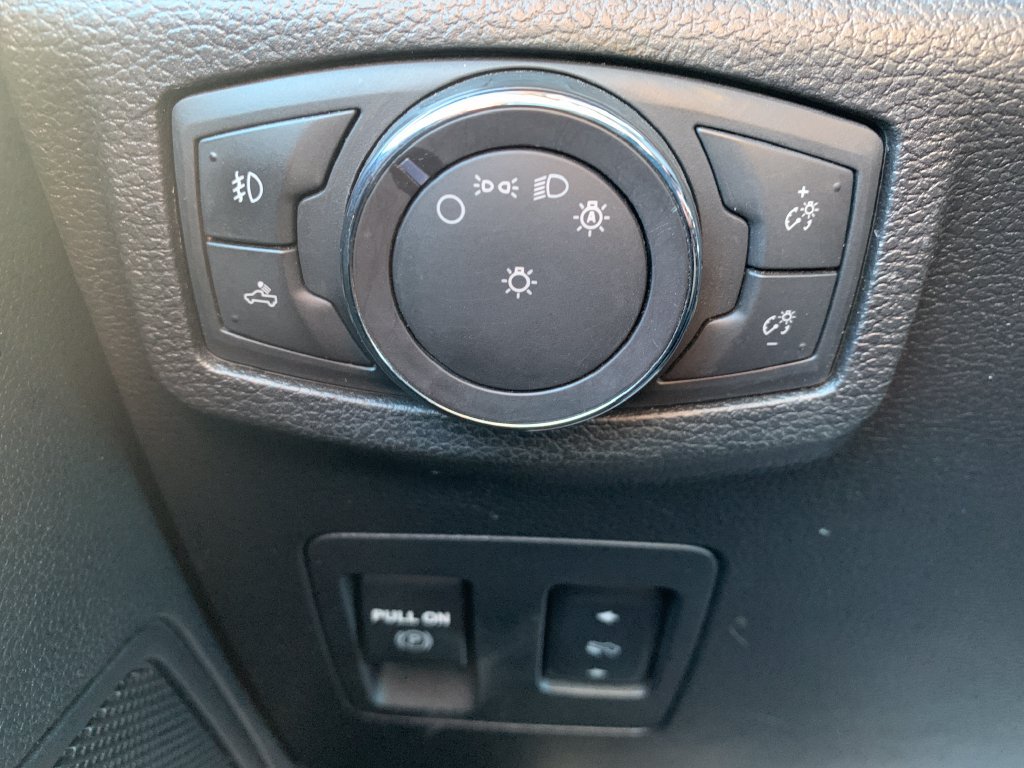 Used 2018 Ford F150 XLT w/ Equipment Group 302A Luxury AWD/4WD image 22