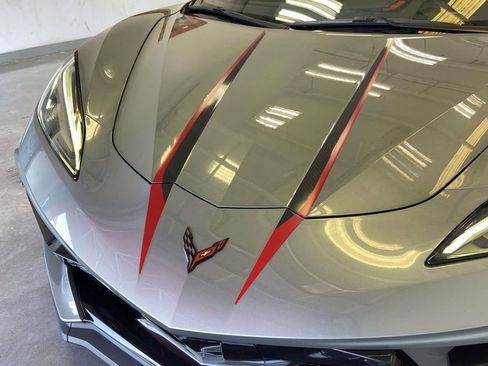 Used 2023 Chevrolet Corvette Stingray w/ Z51 Performance Package image 9