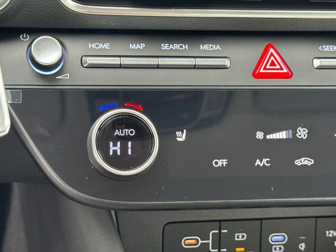 New 2026 Hyundai Sonata SEL FWD image 23
