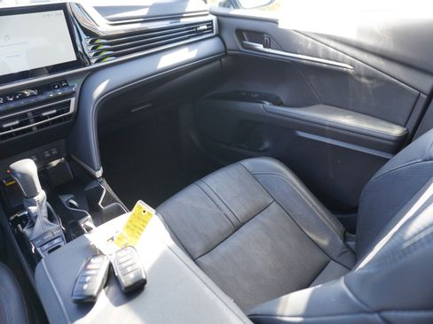 Used 2025 Toyota Camry XSE image 16