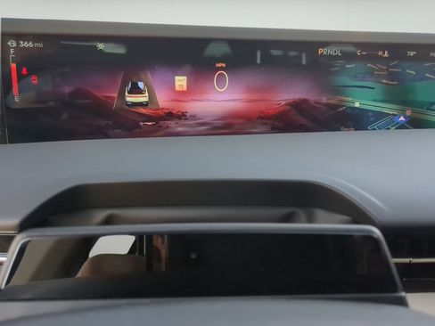 New 2026 Lincoln Nautilus Premier AWD/4WD image 14